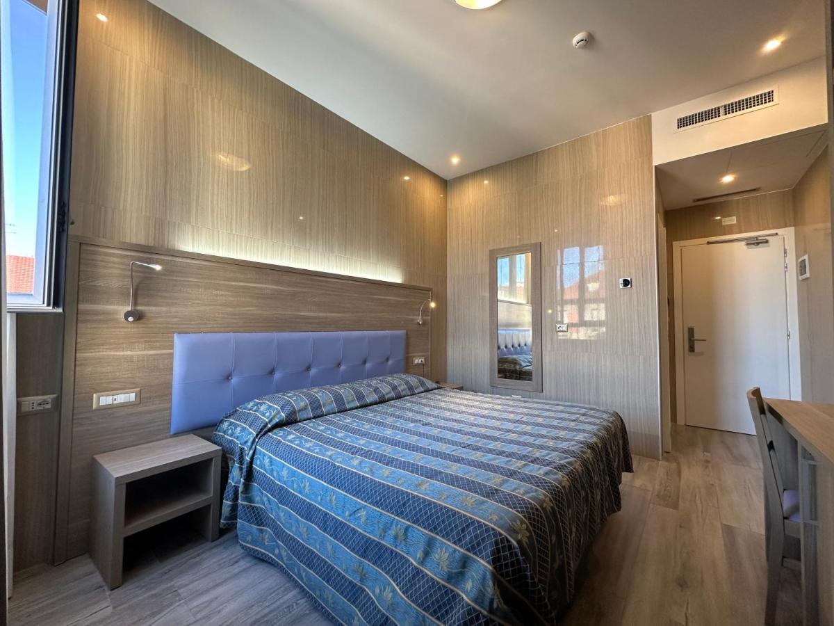Hotel Midway Milano Dış mekan fotoğraf