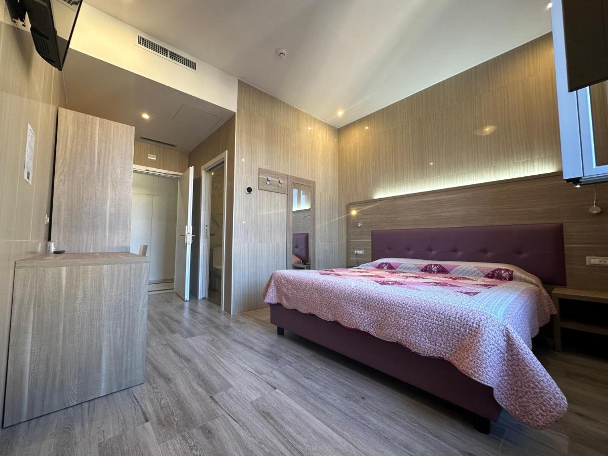 Hotel Midway Milano Dış mekan fotoğraf