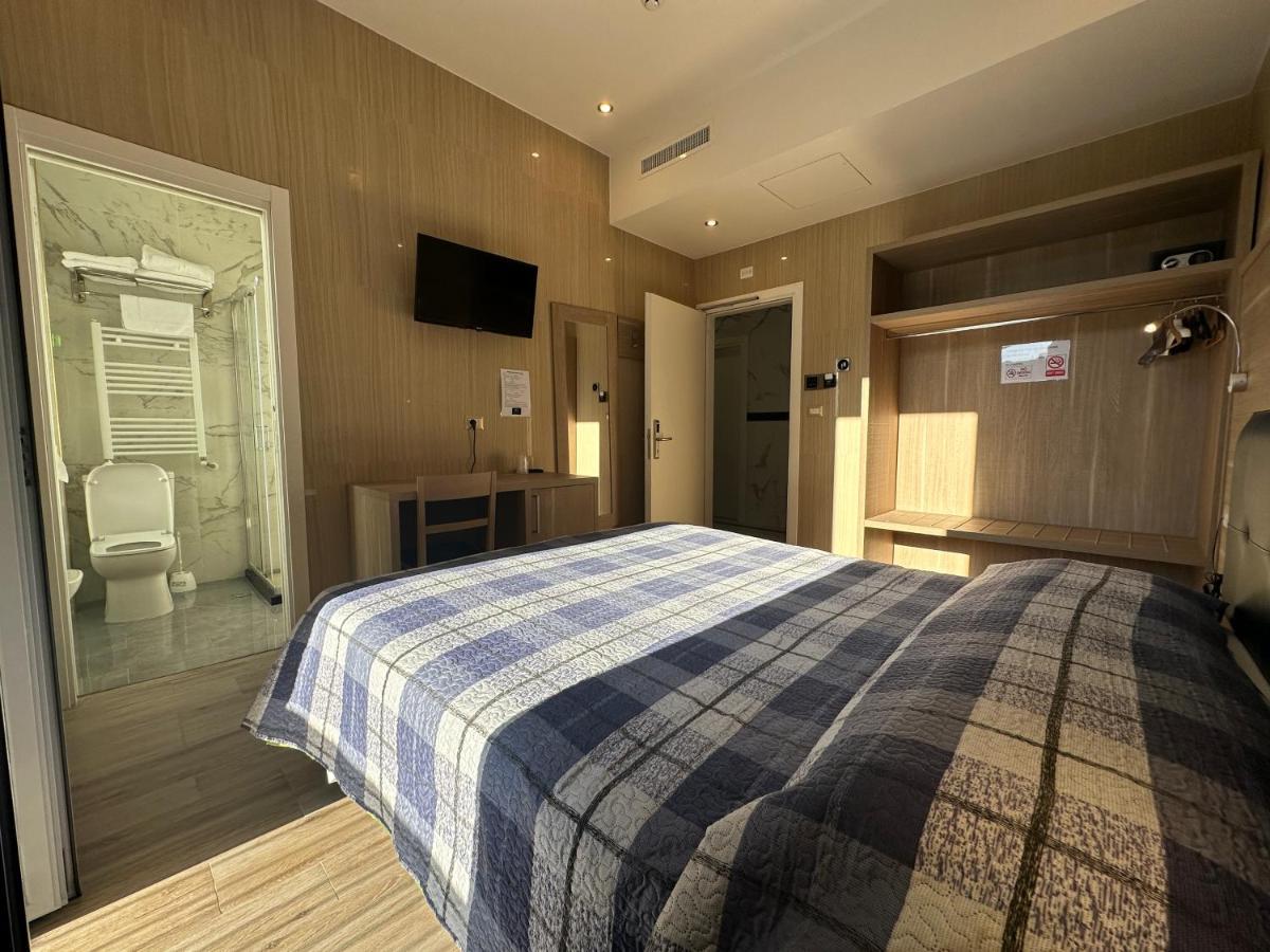 Hotel Midway Milano Dış mekan fotoğraf