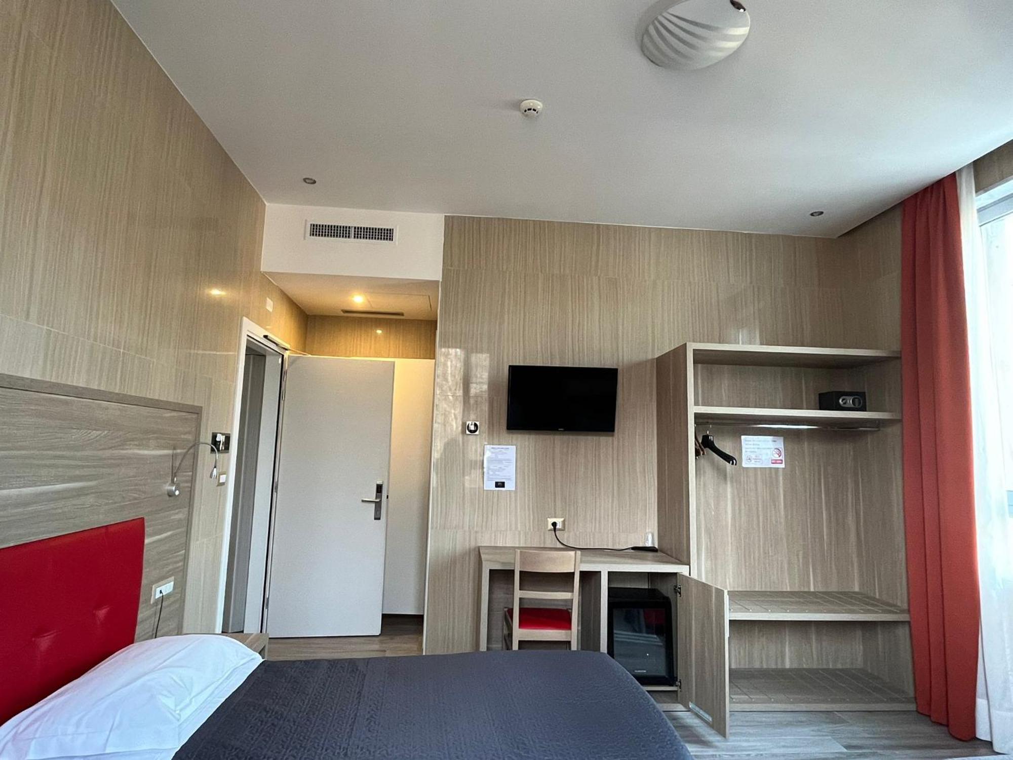 Hotel Midway Milano Dış mekan fotoğraf