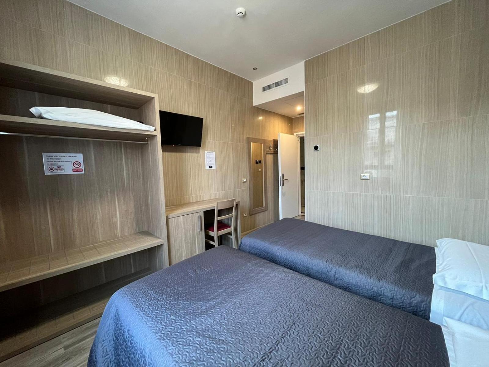 Hotel Midway Milano Dış mekan fotoğraf